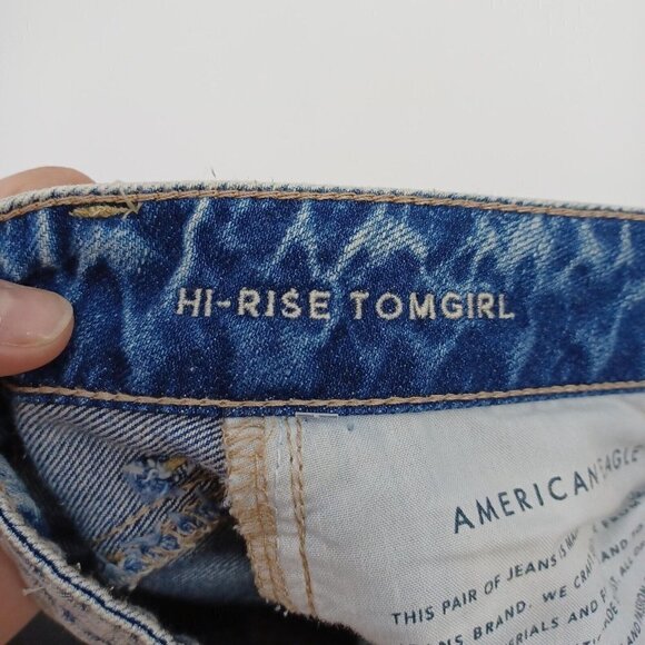 American Eagle Hi-Rise Tomgirl Embroidered Distressed Jean Medium Wash Women's 2 - Picture 7 of 12